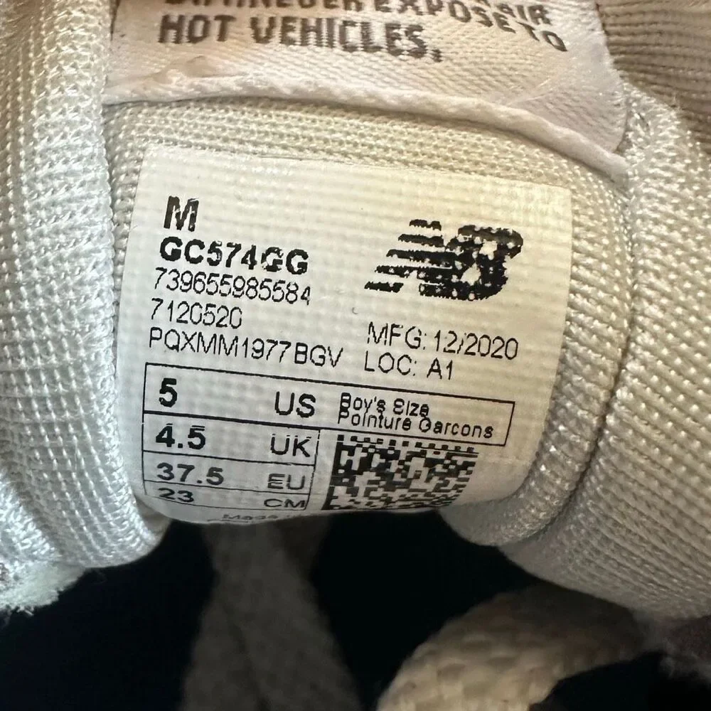 New Balance 574 Classic Sneakers in Grey Size 7 Women